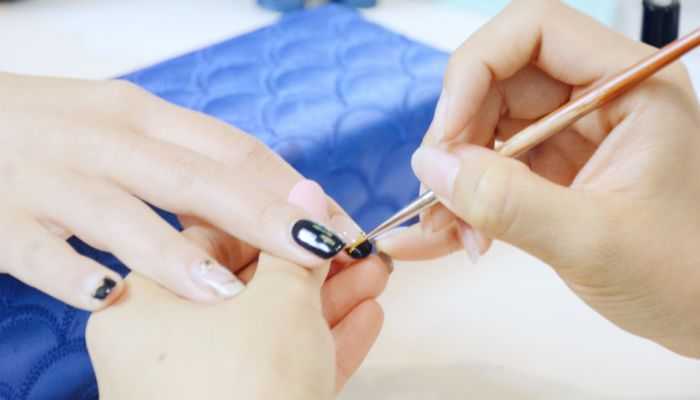 美甲一个月不卸可以吗 美甲一个月不卸可以吗