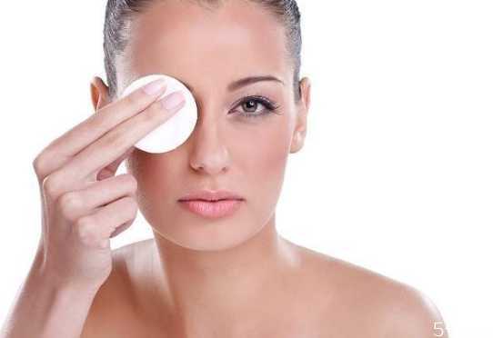 卸妆不干净毛孔堵塞怎么办?卸妆没卸干净怎么补救 卸妆不干净毛孔堵塞怎么办?卸妆没卸干净怎么补救