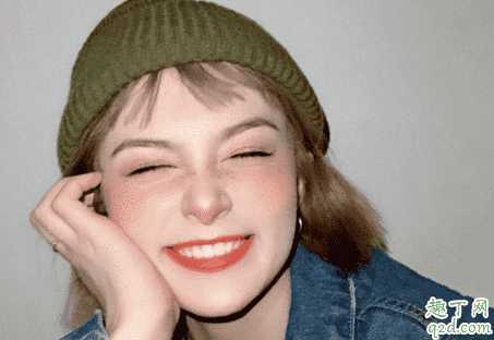 扎头发和披头发有何区别?扎头发和披头发哪个长得快 扎头发和披头发有何区别?扎头发和披头发哪个长得快