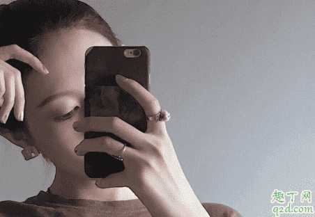 扎头发和披头发有何区别?扎头发和披头发哪个长得快 扎头发和披头发有何区别?扎头发和披头发哪个长得快