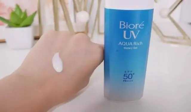 安耐晒用洗面奶能洗干净吗? 安耐晒用洗面奶能洗干净吗?