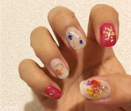 干花美甲有哪些？干花美甲图片大全