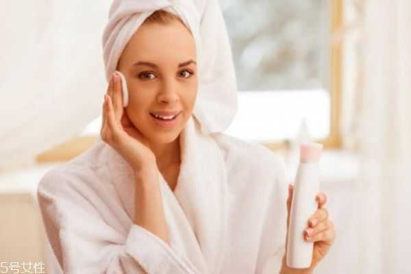 女人衰老从哪里开始 女人衰老从哪里开始