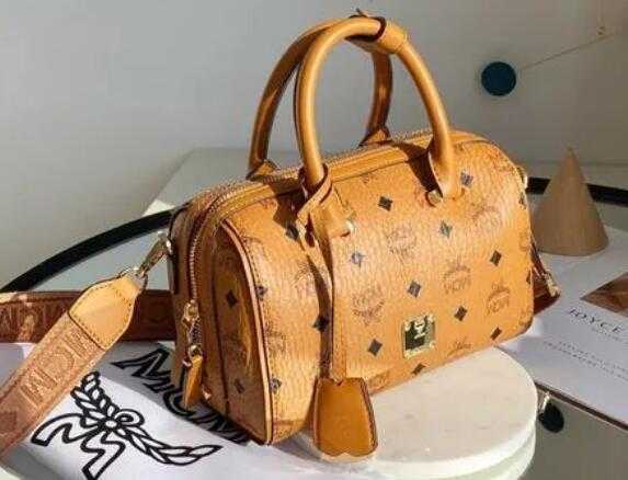 MCM是什么牌子的包包?德国奢侈品牌 MCM是什么牌子的包包?德国奢侈品牌