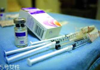 脸部松弛用什么护肤品效果好