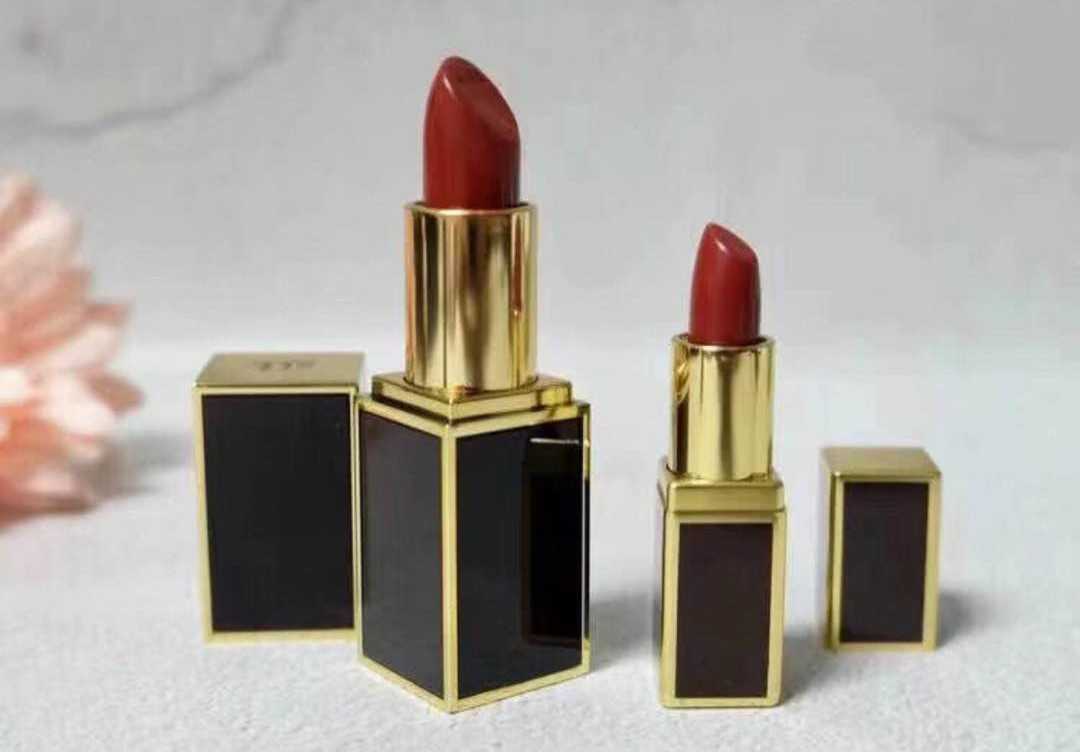 /口红小样和正品的区别 /口红小样和正品的区别
