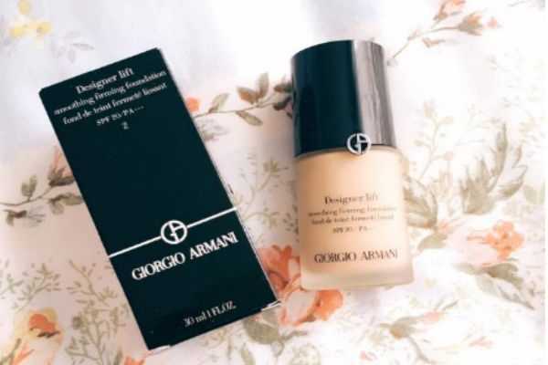 阿玛尼蓝标的色号 阿玛尼蓝标质地如何 阿玛尼蓝标的色号 阿玛尼蓝标质地如何