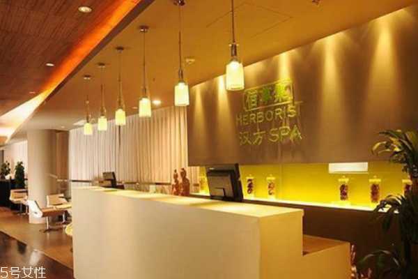 佰草集七白系列祛斑吗 佰草集七白系列祛斑吗