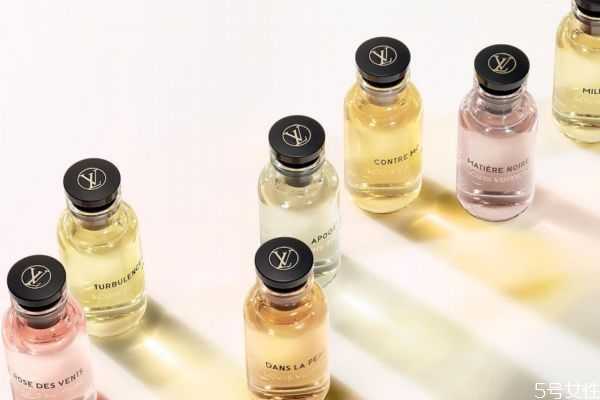香水的作用有什么 香水的作用有什么