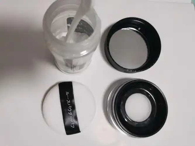 蜜粉会结块吗 蜜粉会结块吗