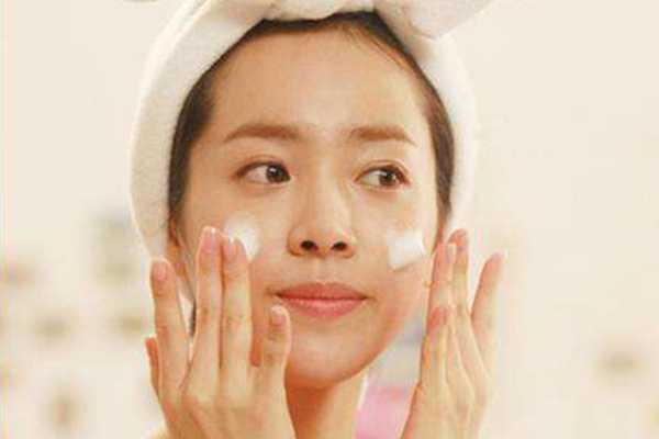 香奈儿奢华精粹活肤洁面乳怎么样 香奈儿奢华精粹活肤洁面乳怎么样