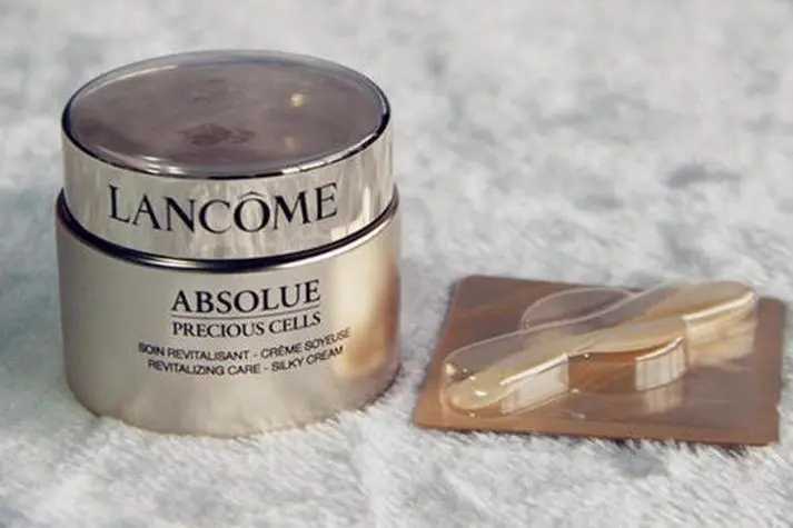 50岁用的护肤品牌子排行榜 50岁用的护肤品牌子排行榜