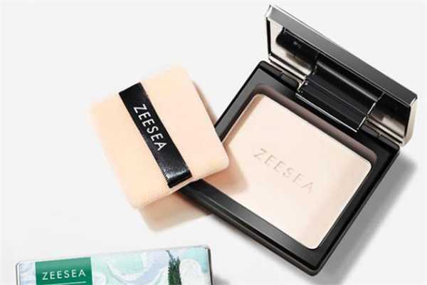 zeesea滋色粉饼怎么选色号?zeesea粉饼好用吗 zeesea滋色粉饼怎么选色号?zeesea粉饼好用吗
