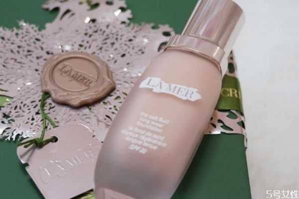 海蓝之谜粉底液适合什么年龄