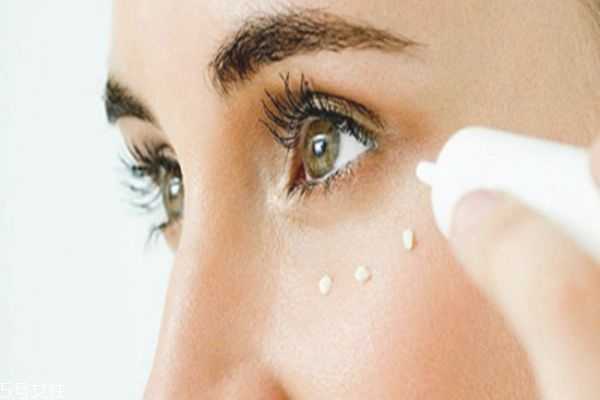 眼霜该怎么擦