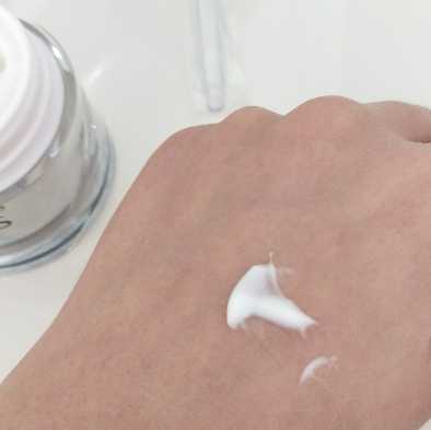 欧珀莱和兰芝哪个好？欧珀莱和兰芝适合肤质不同