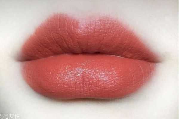 高中生用哪种口红好？一百元内有哪些好看的口红
