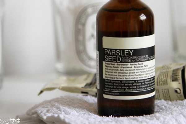 秋冬混油痘肌用什么护肤品