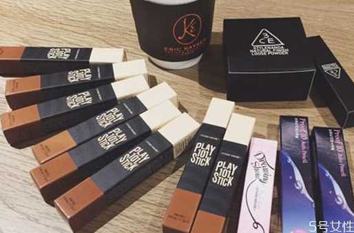 高光棒可以遮黑眼圈吗?高光棒可以当卧蚕笔用吗 高光棒可以遮黑眼圈吗?高光棒可以当卧蚕笔用吗