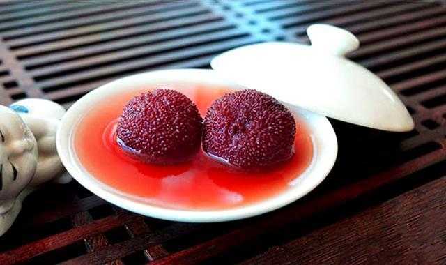 杨梅有酒的味道还能吃吗 杨梅有酒的味道还能吃吗