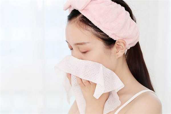 洗脸巾可以卸妆吗？洗脸巾可以洗澡吗