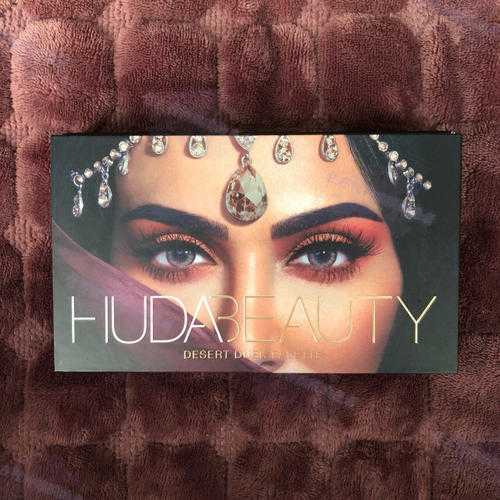 huda beauty液体眼影好用吗 huda beauty液体眼影介绍
