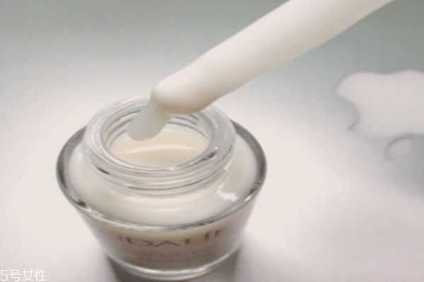 欧缇丽淡斑精华怎么用 欧缇丽淡斑精华怎么用