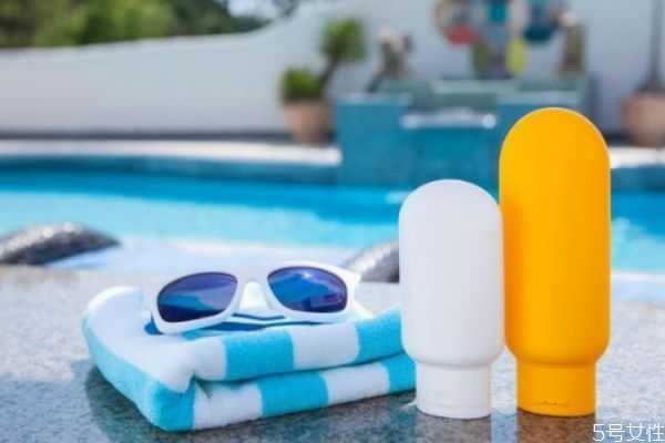 妆前乳和隔离霜哪个先用?妆前乳能隔离彩妆吗