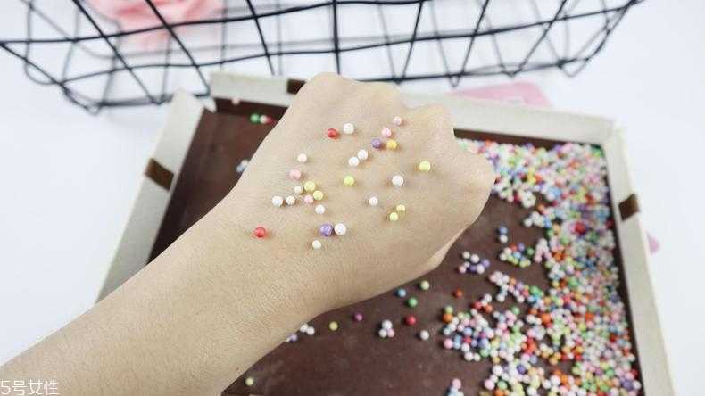 jayjun面膜和snp黄金面膜哪个好 2个网红爆款pk