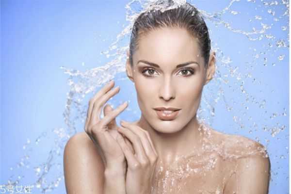 雅顿金胶适合敏感肌吗 雅顿金胶适合敏感肌吗