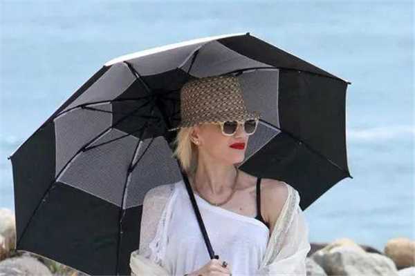 防晒伞可以用来遮雨吗？防晒伞和雨晴伞的区别