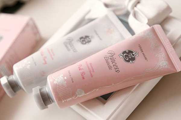 护手霜抹头发有什么用呢? 护手霜抹头发有什么用呢?