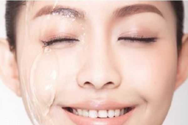 护肤水为什么要拍三遍