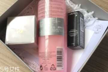 兰蔻粉水是爽肤水吗? 兰蔻粉水是爽肤水吗?