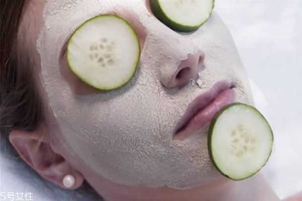 夏天怎样自制补水面膜