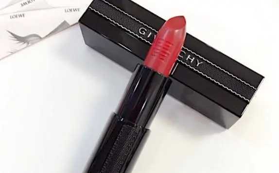 纪梵希禁忌之吻哪个色号好看 纪梵希禁忌之吻哪个色号好看