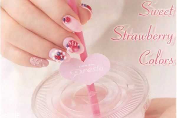 手绘美甲有哪些 紫色撞色美甲做法