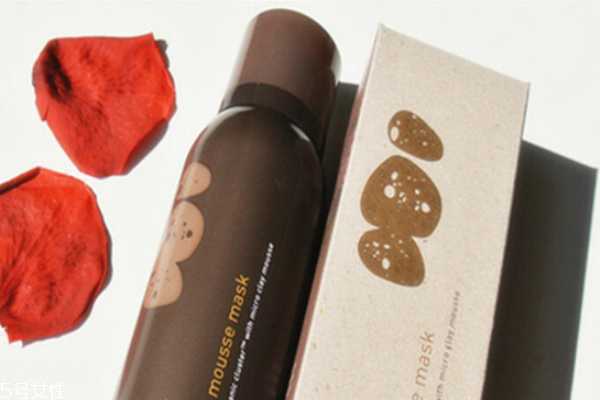 悦诗风吟火山泥慕斯面膜使用方法