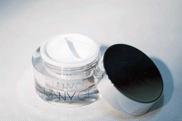 素颜霜对皮肤有害吗 素颜霜对皮肤有害吗