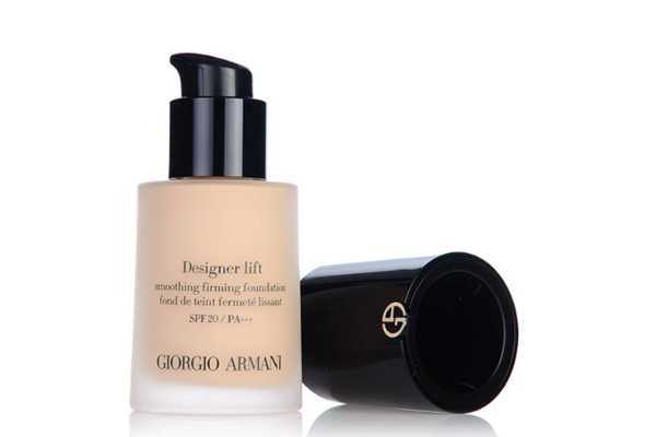 粉底液可以用刷子刷吗 粉底液可以用刷子刷吗