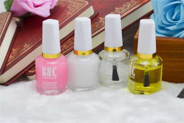 指甲营养油有用吗 指甲营养油有用吗