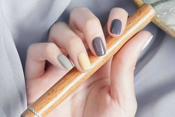美甲会不会越做越薄 美甲会不会越做越薄