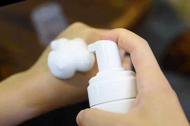 过期洗面奶十大妙用