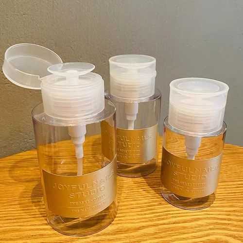 酒精可以卸指甲吗 酒精能当美甲清洁剂吗