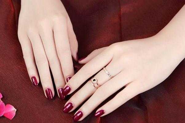 指甲油孕妇可以涂吗?不建议准妈妈使用哦! 指甲油孕妇可以涂吗?不建议准妈妈使用哦!