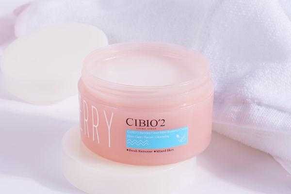 卸妆膏怎么用才正确？卸妆膏和卸妆水有什么区别？