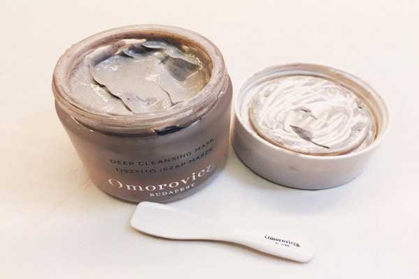 长痘痘可以用清洁面膜吗