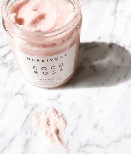 herbivore玫瑰椰子身体磨砂膏怎么样 提升浴室幸福感