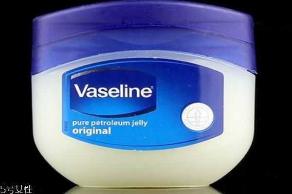 凡士林可以涂脸吗