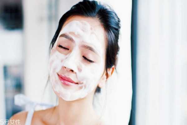 夏季用什么洗面奶好